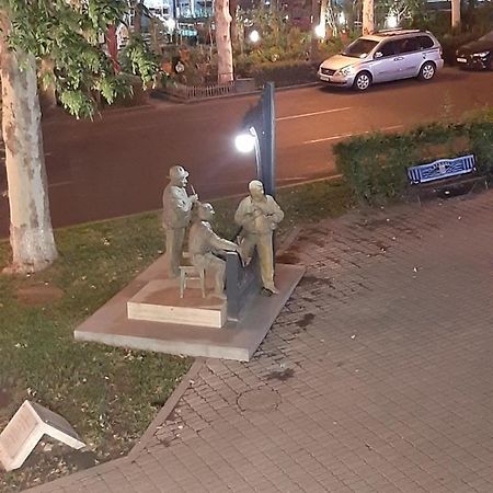 Yerevan, Abovyan 34 My Street 외부 사진
