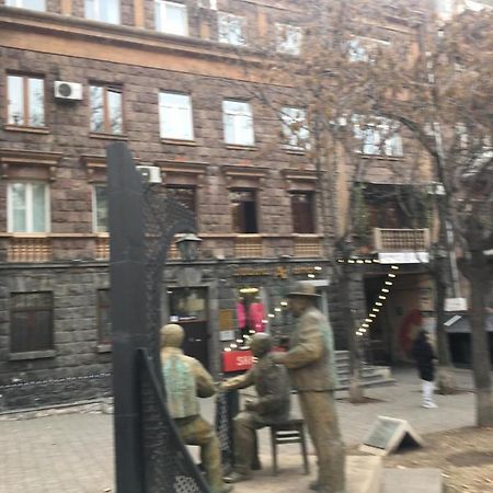 Yerevan, Abovyan 34 My Street 외부 사진
