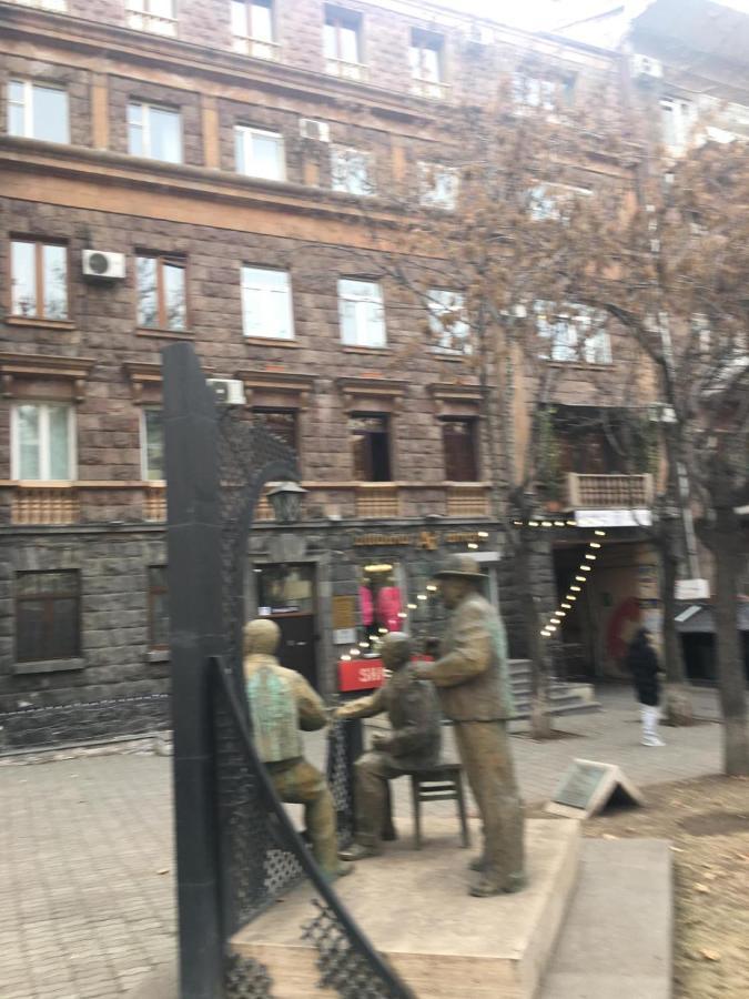 Yerevan, Abovyan 34 My Street 외부 사진